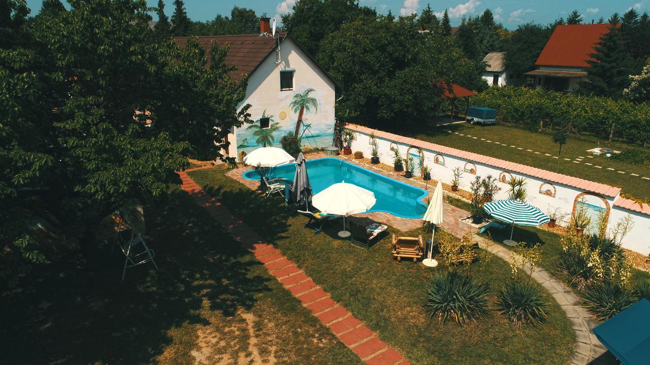 Pension Elisabeth Балатонлеле Екстериор снимка
